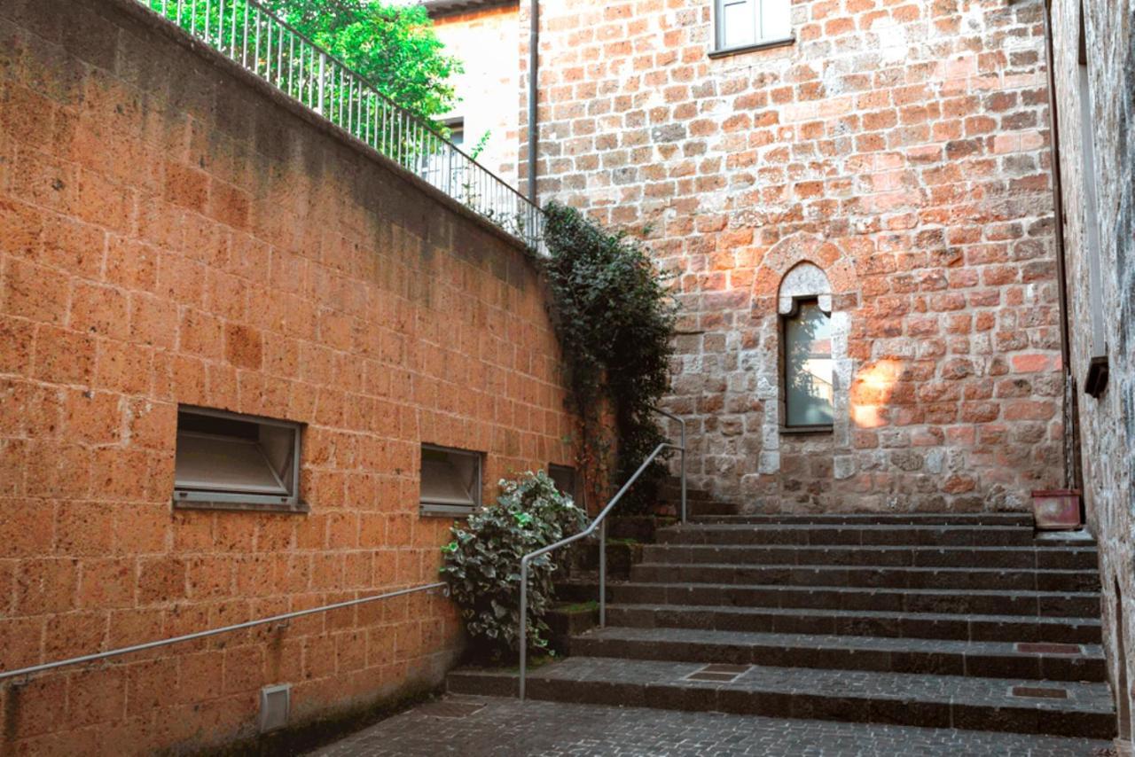 La Dimora Delle Zitelle Sperse - Parcheggio Privato Appartement Orvieto Buitenkant foto